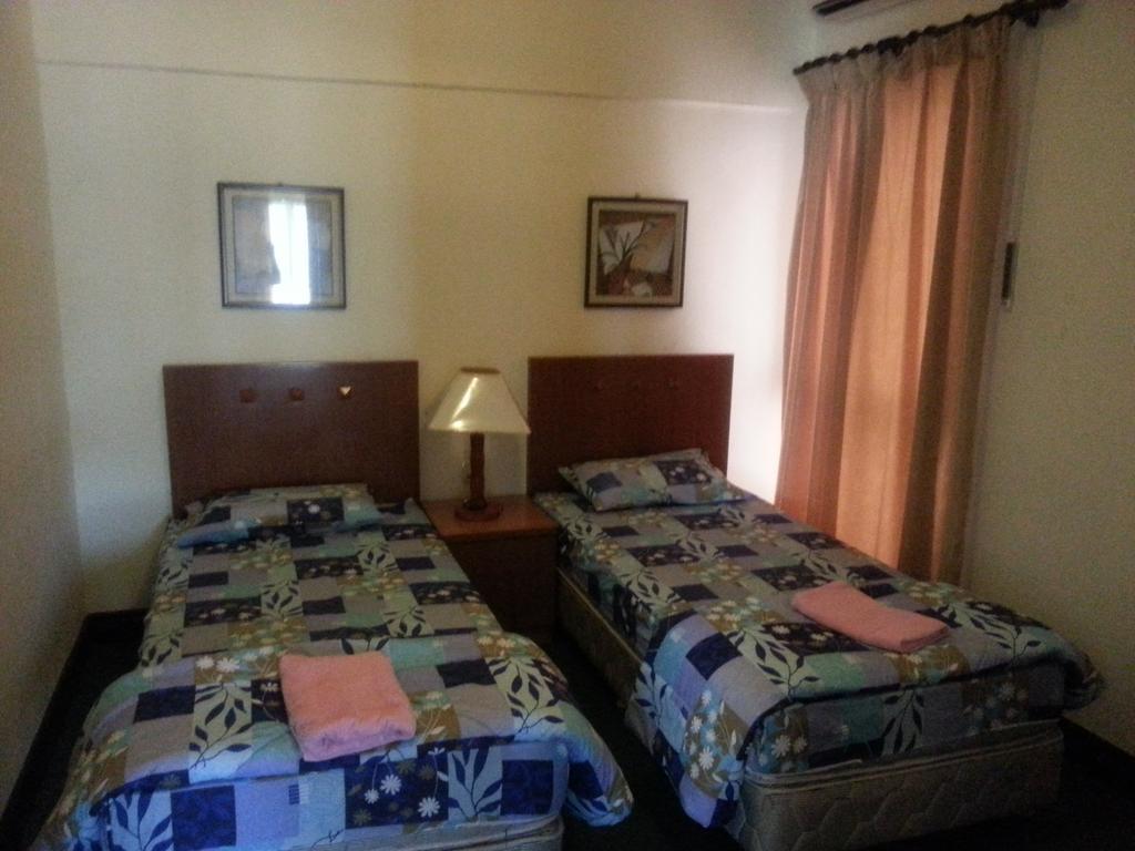 T & H Vacation Condo @Marina Court Кота-Кинабалу Номер фото