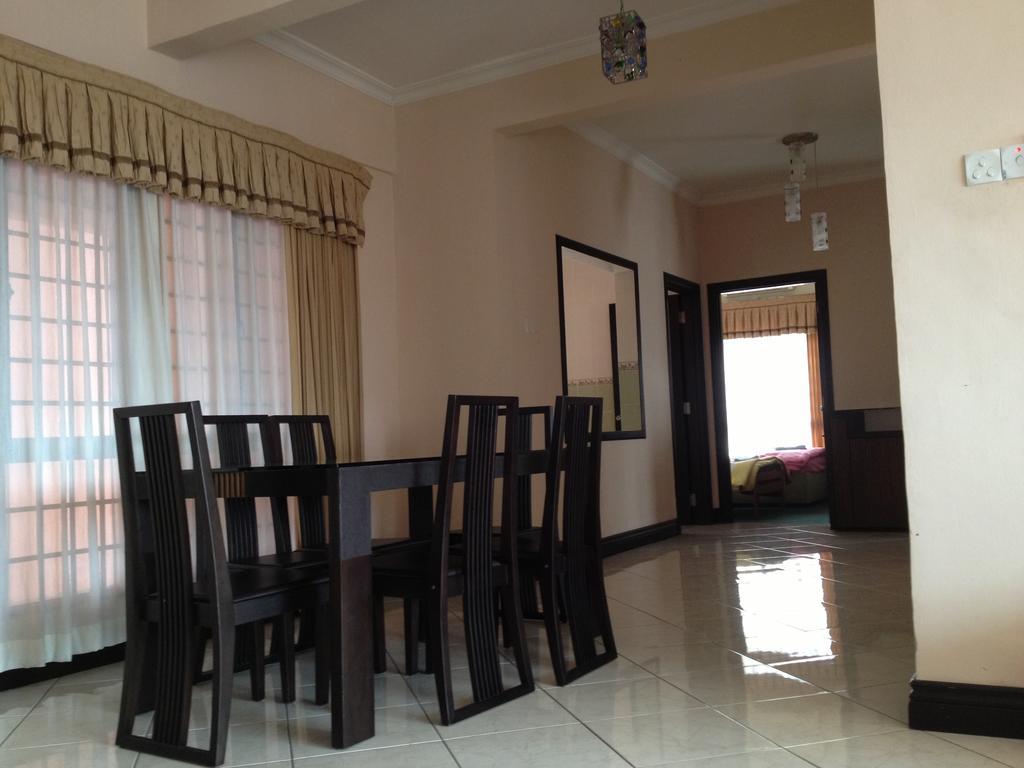 T & H Vacation Condo @Marina Court Кота-Кинабалу Номер фото