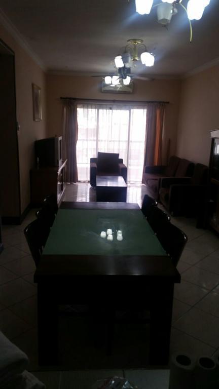 T & H Vacation Condo @Marina Court Кота-Кинабалу Номер фото