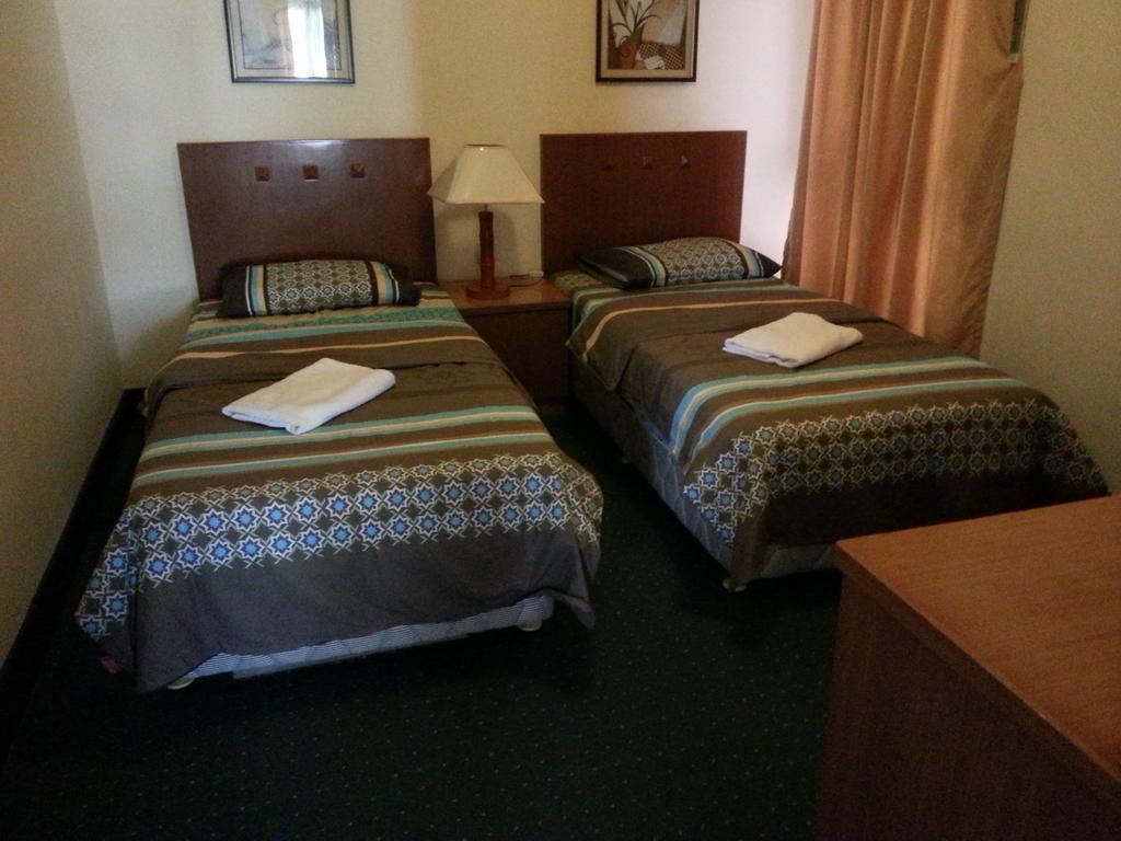 T & H Vacation Condo @Marina Court Кота-Кинабалу Номер фото