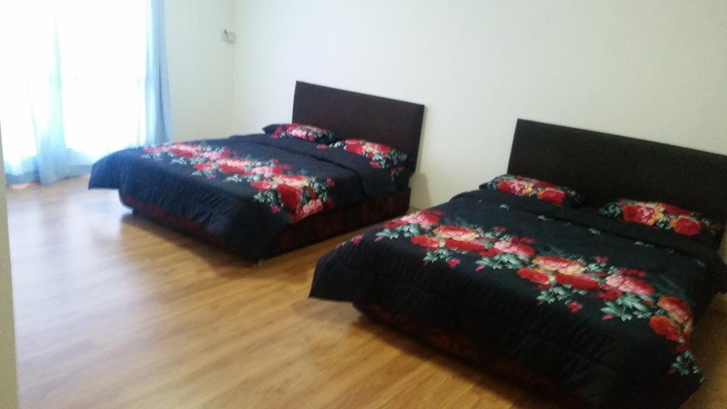 T & H Vacation Condo @Marina Court Кота-Кинабалу Экстерьер фото